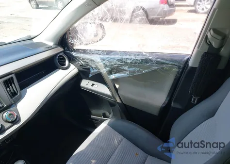 2015 Toyota Rav4 Le z USA, uszkodzony, nr VIN 2T3ZFREV8FW167192